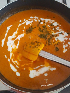 પંજાબી રેડ ગ્રેવી (Punjabi Red Gravy Recipe In Gujarati) રેસીપી મુખ્ય ફોટો