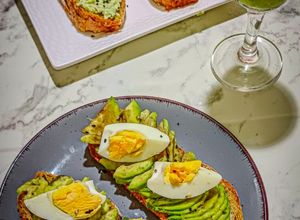 صورة لوصفة افوكادو توست مع البيض🥑