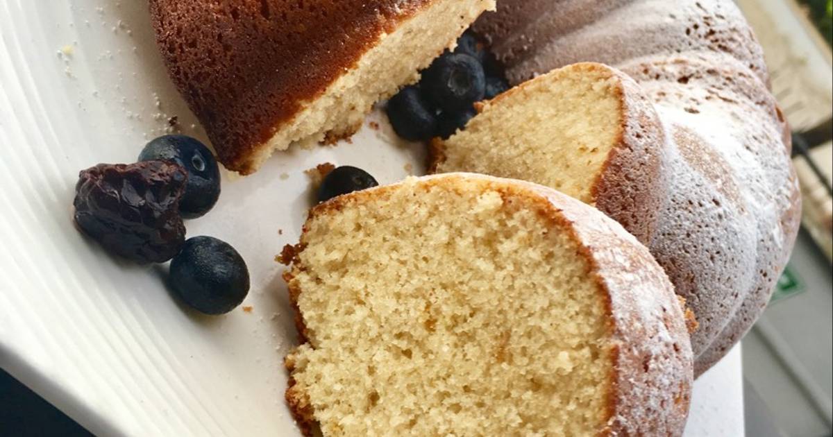 Hot Milk Mini Bundt Cake