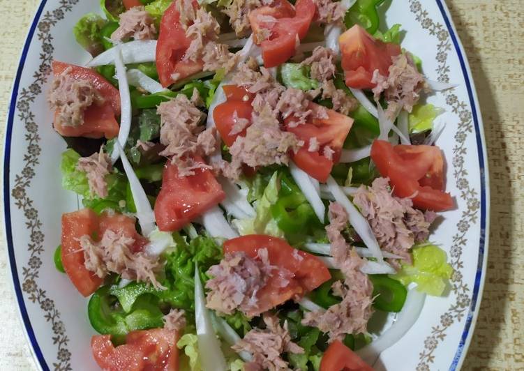 Ensalada fresca con atún