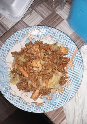 Una foto de Arroz con camarón