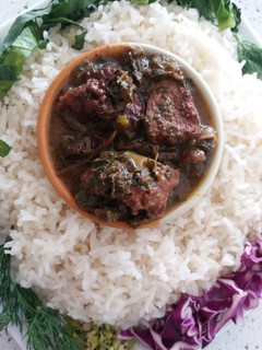 عکسی از دستور خورش آلو اسفناج