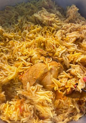 صورة لوصفة مضغوط دجاج بقدر الضغط