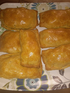 A picture of Chicken rolls.