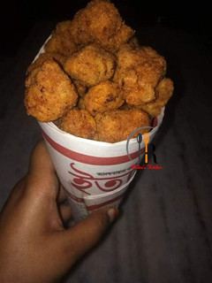 চিকেন পপকর্ন (Chicken Popcorn recipe in Bengali) রেসিপির প্রধান ছবি