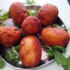 A picture of Chinese Bread Rolls.