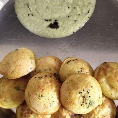 Moong dal appe A picture of Moong dal appe.