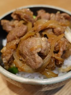 薑汁燒肉。日式家常味 的食譜成品照片