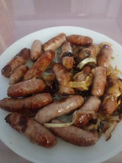 Una foto de Salchichas cocidas en freidora de aire