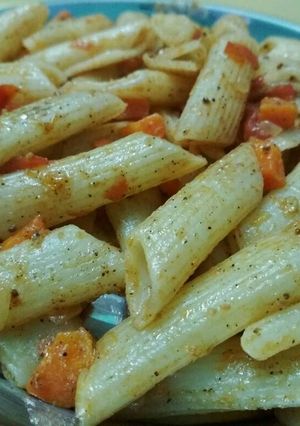 वेजिटेबल पास्ता (Vegetable pasta recipe in hindi) रेसिपी मुख्य फोटो