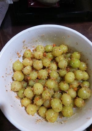 Hình của món Chùm ruột lắc muối tôm.
