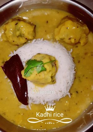A picture of #Kadhi chawal.