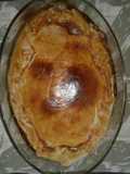Tarta salada con relleno de salsa de chorizo