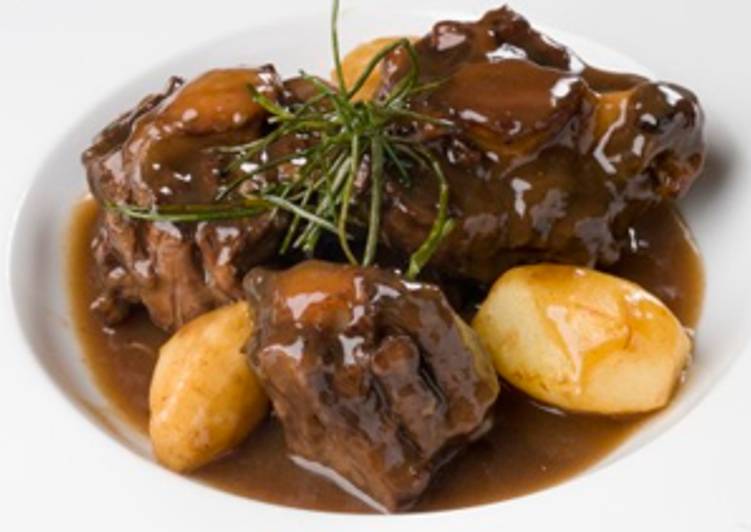 Rabo de toro al Jerez