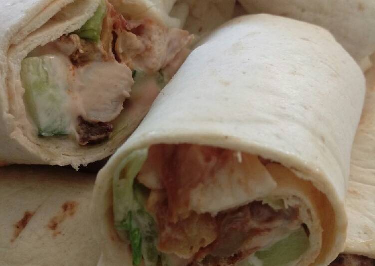 Steps to Make Homemade Chicken wraps