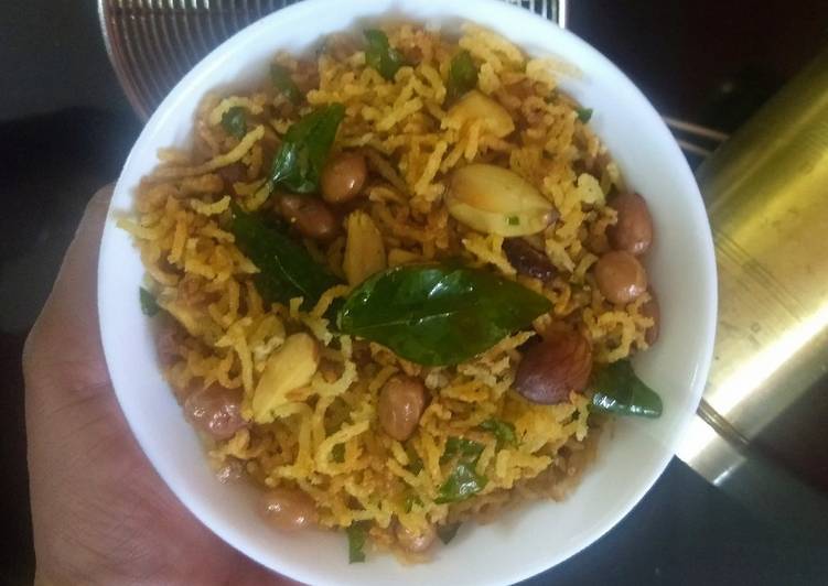 Recipe of Super Quick Homemade Namkeen Sev