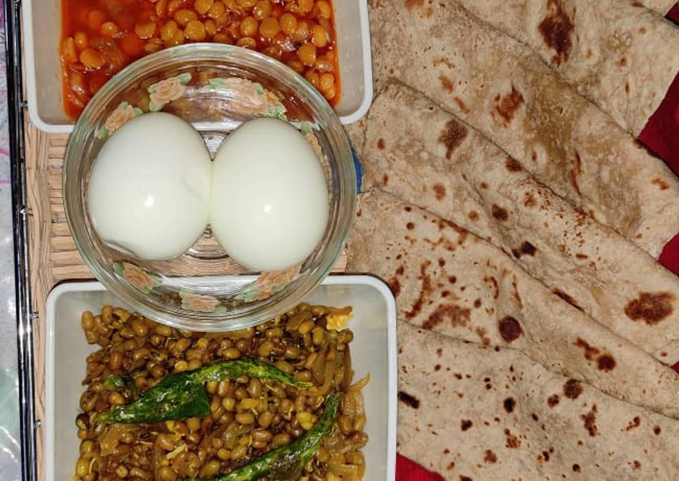 Healthy split chickpeas Chana dal and sprout moth beans matki