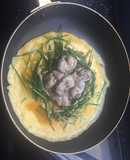 Trứng chiên hào và bông hẹ