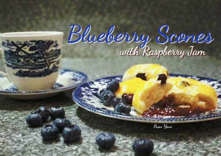 resepi Blueberry Scones with Raspberry Jam