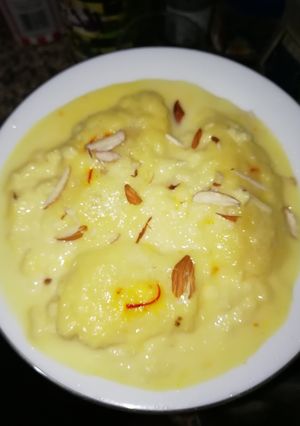 A picture of Malai chops.