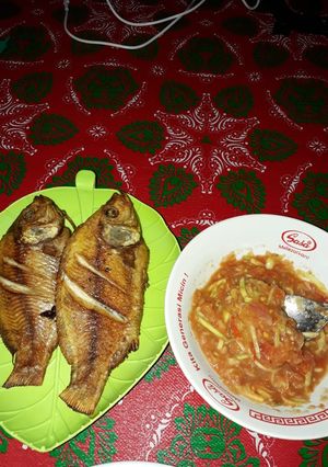 Foto resep Nila goreng sambel mangga muda Ummu Utsman khichen