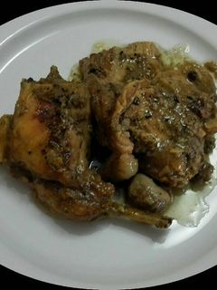 Una foto de Conejo en su salsa