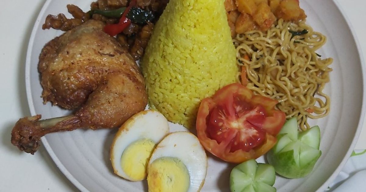 Tumpeng Mini Nasi Kuning