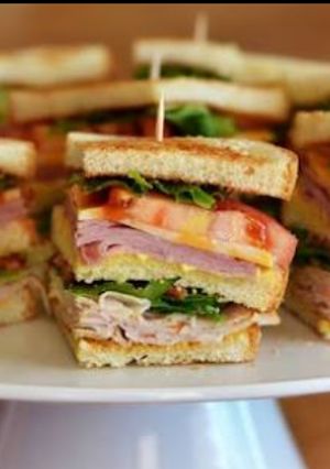 A picture of Classic Club Sandwich.