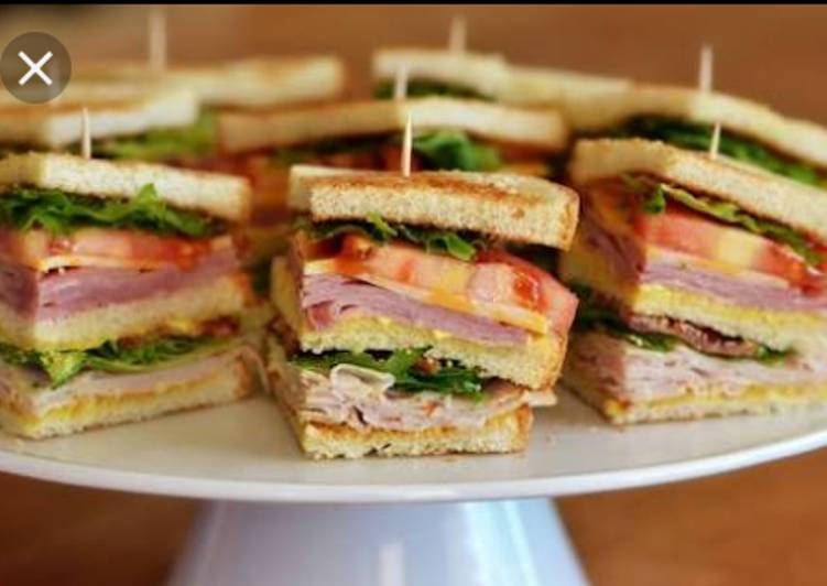 Simple Way to Prepare Ultimate Classic Club Sandwich