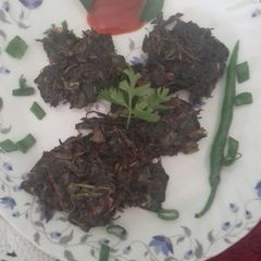 Saag fritters A picture of Saag fritters.