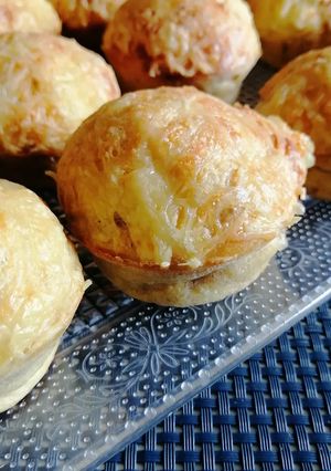 Une photo de Muffins au thon et au fromage de chèvre