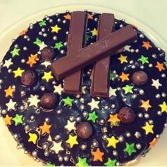 A picture of Chocolate Cake चॉकलेट केक.