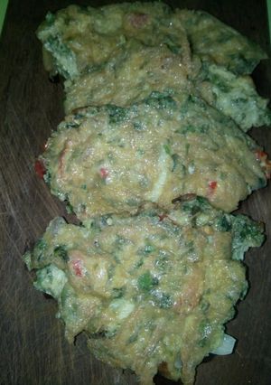 Foto resep 49.Telur Dadar Daun Kenikir