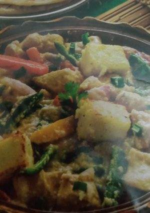 A picture of Chicken cheese garden.