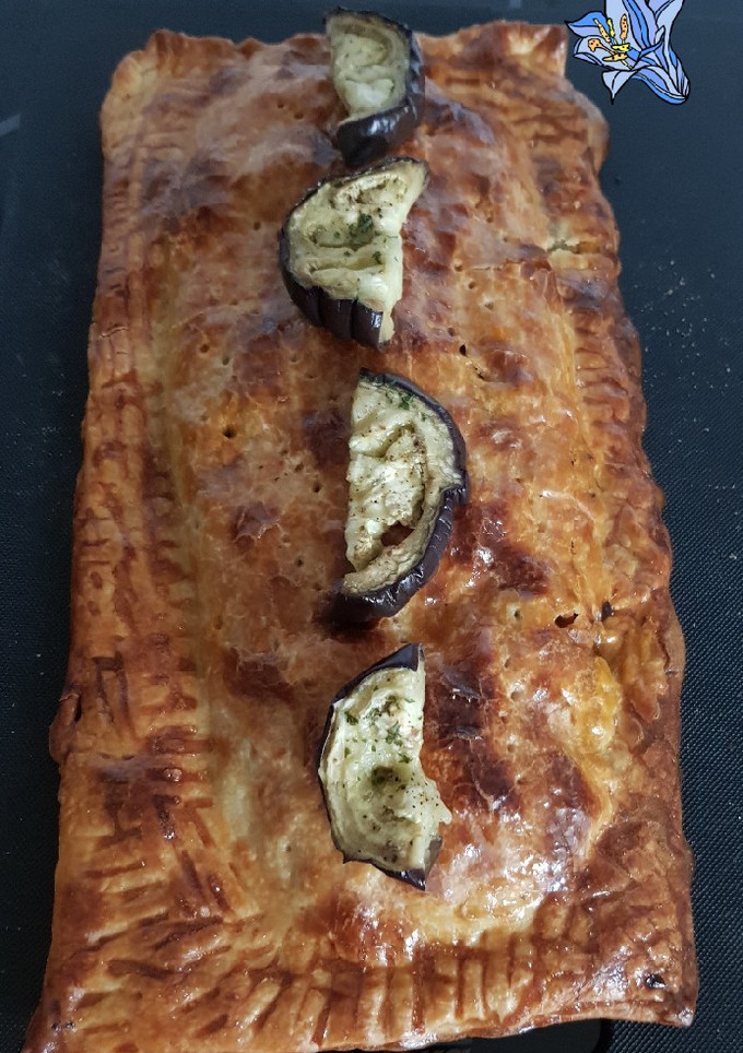 Una foto de Empanada de habas a la catalana