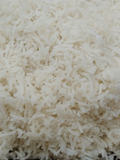 A picture of Plain boiled rice.