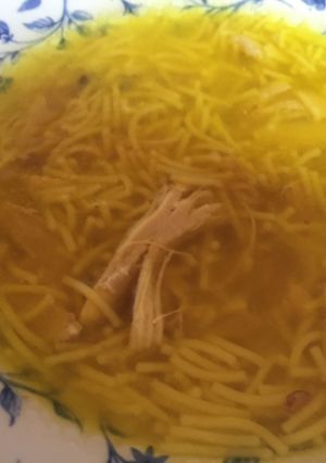 Foto principal de Sopa de pollo con fideos  “Apto para personas con diabetes”