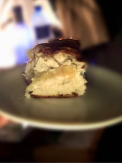 Una foto de Pastel de yogur y manzana fitness 🍦🍏🍰