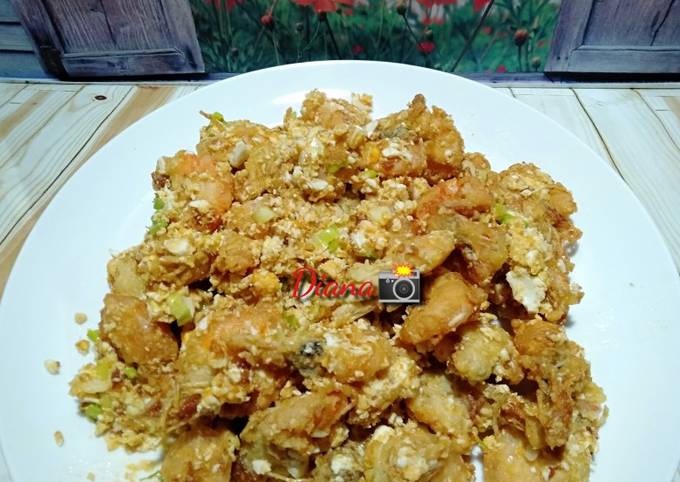 Recipe: Appetizing Udang telur asin