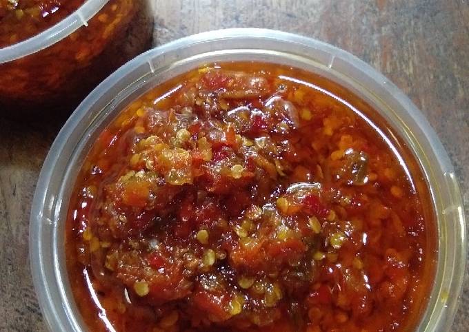 Bagaimana cara buat Sambal bawang hidangan Hari Raya dijamin lezat
