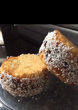 Una foto de Alfajores de coco