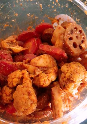 A picture of Carrot cauliflower turnip ka mitha pickle.