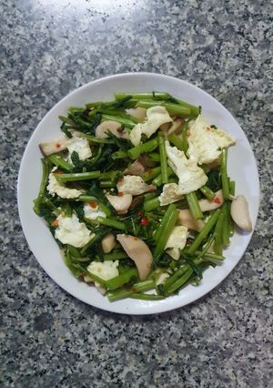 รูปของ ผัดผักบุ้งไข่ดาว