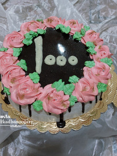عکسی از دستور ایده تزئین کیک برای جشن هزار 🥳