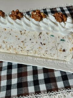 Une photo de Nougat glacé 🥄