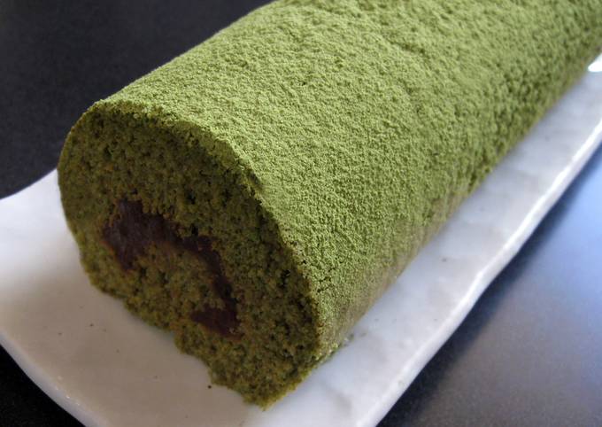 Recipe of Homemade Matcha & Azuki Roll Cake