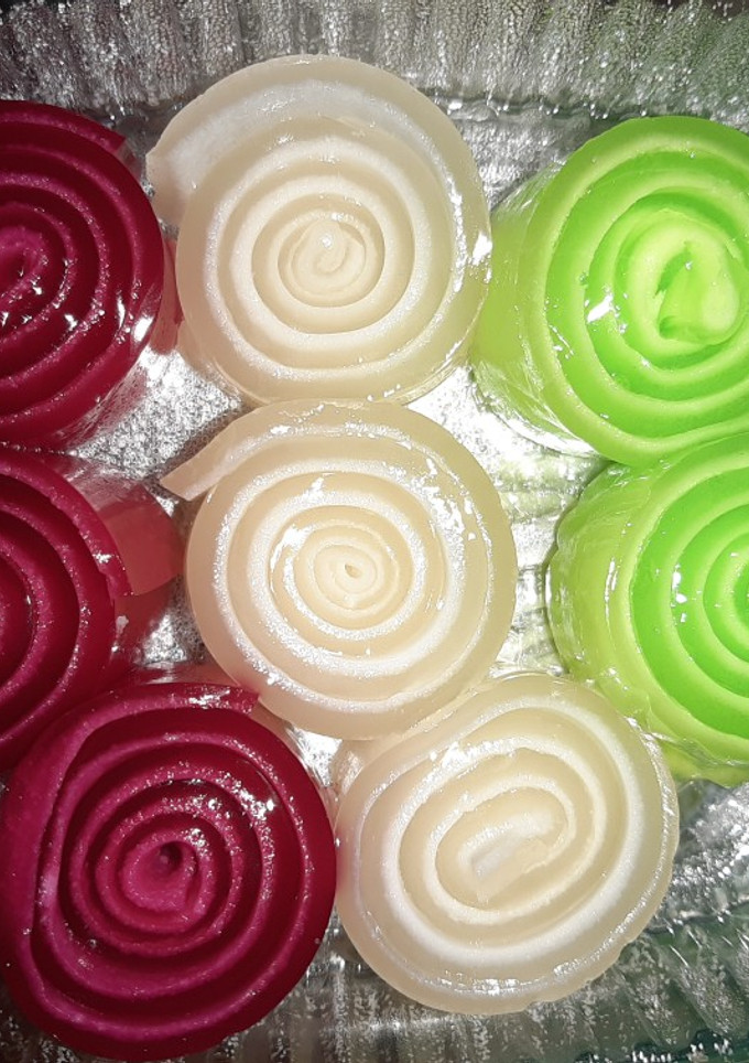 عکسی از دستور ژله رولی