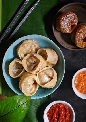 A picture of Veg Pan Fried Momos.