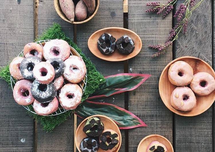 Donat panggang ubi ungu (baked doughnuts)