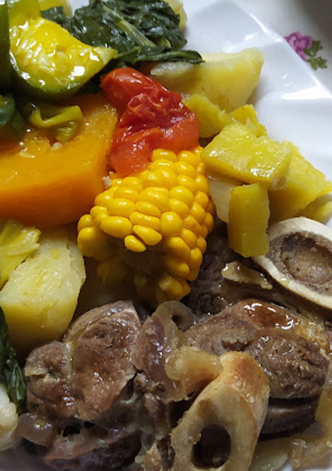 Una foto de Puchero Argentino 🇦🇷. Comida De Olla / Osobuco